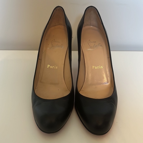 Christian Louboutin black heels - size 37 - Picture 2 of 4